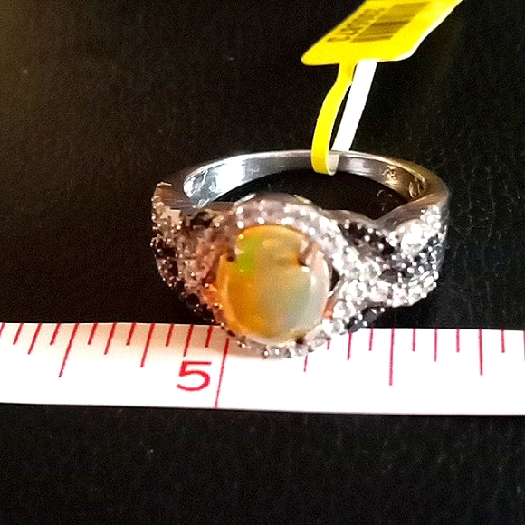 ETHIOPIAN WELO OPAL, MULTI GEMSTONE RING - Picture 9 of 10